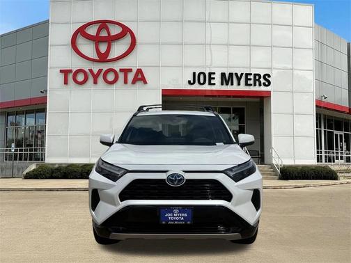 2023 Toyota RAV4 Hybrid SE