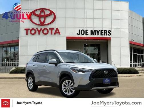 2024 Toyota Corolla Cross LE