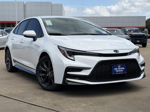 Ice Cap 2026 Toyota Corolla SE