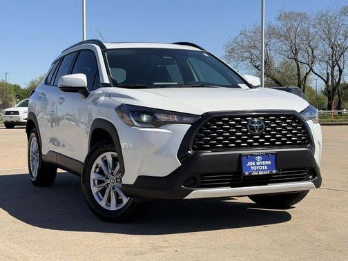 2023 Toyota Corolla Cross LE