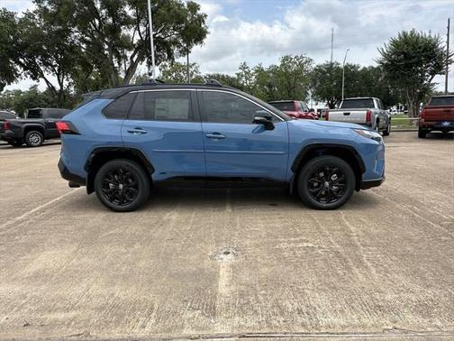 2025 Toyota RAV4 Hybrid SE