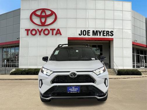 2025 Toyota RAV4 Hybrid SE