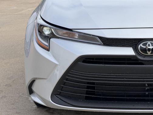 Classic Silver Metallic 2026 Toyota Corolla LE