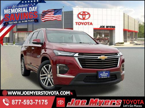 Radiant Red Tintcoat 2023 Chevrolet Traverse High Country