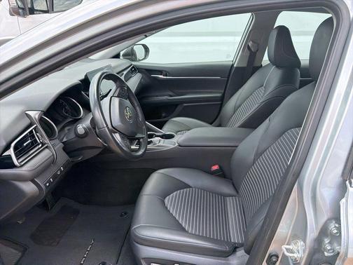 Ice Cap 2024 Toyota Camry SE