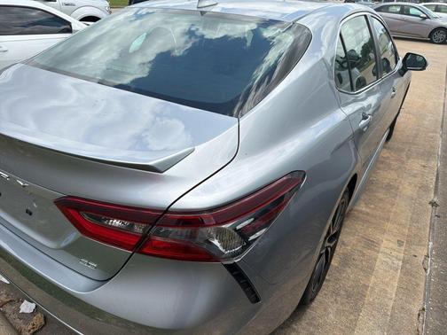 Ice Cap 2024 Toyota Camry SE