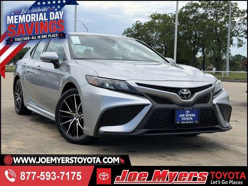 Ice Cap 2024 Toyota Camry SE