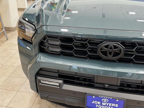 Everest 2026 Toyota 4Runner TRD Off Road Premium