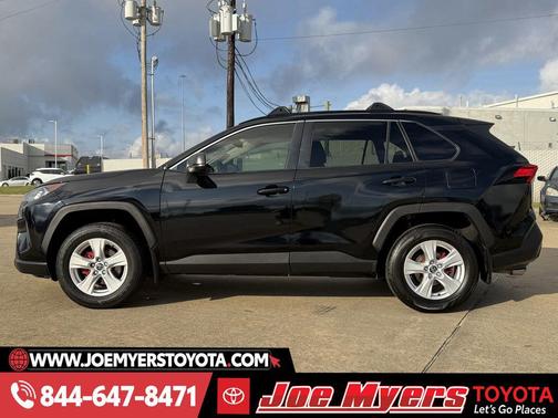 Midnight Black Metallic 2021 Toyota RAV4 LE