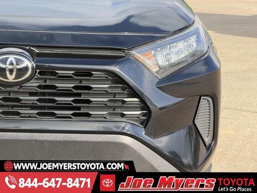 Midnight Black Metallic 2021 Toyota RAV4 LE