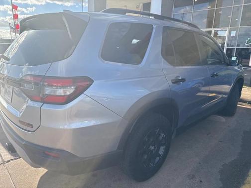 2024 Honda Pilot TrailSport