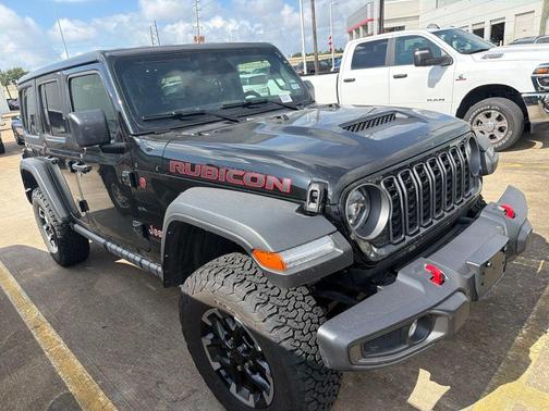 Black Clearcoat 2026 Jeep Wrangler Rubicon