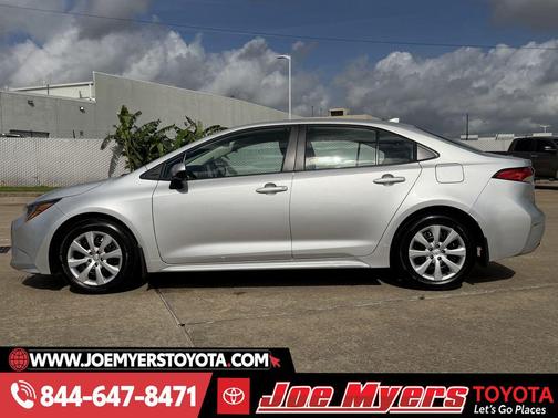 Classic Silver Metallic 2026 Toyota Corolla LE