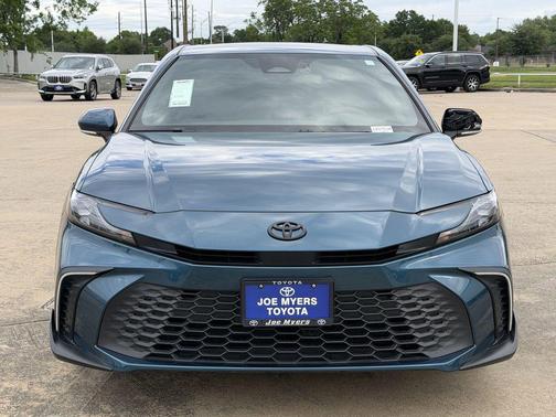 Ocean Gem 2025 Toyota Camry SE