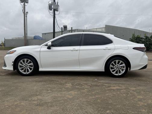 Super White 2021 Toyota Camry LE