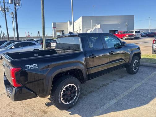 2024 Toyota Tacoma TRD Off-Road