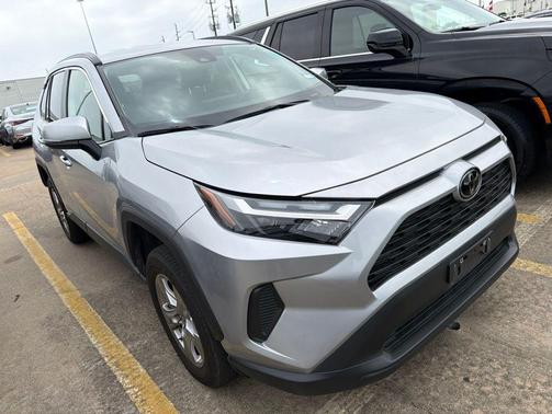 Silver Sky Metallic 2025 Toyota RAV4 XLE