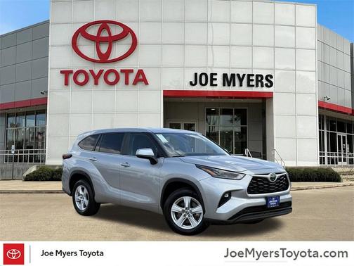 2024 Toyota Highlander LE