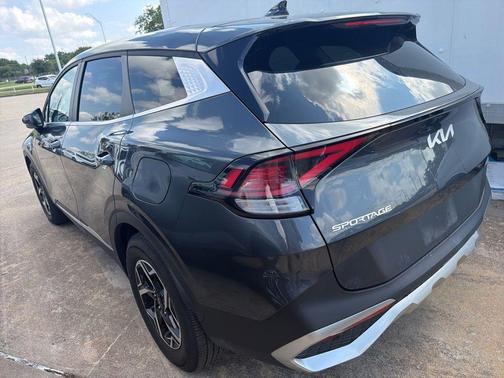 Gravity Gray 2025 Kia Sportage LX