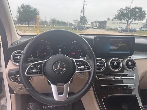 2022 Mercedes-Benz GLC 300 Base