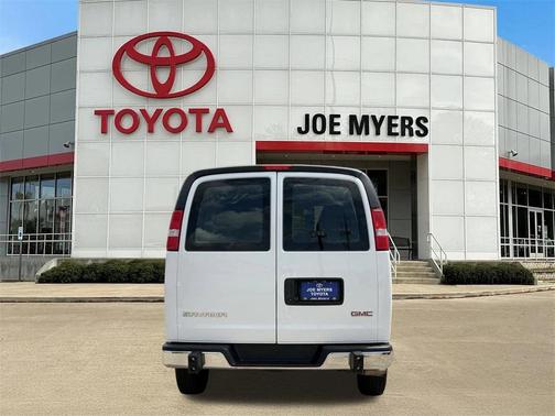 2023 GMC Savana 2500 Work Van