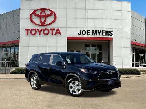 2025 Toyota Highlander LE