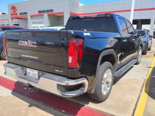 2020 GMC Sierra 1500 SLT
