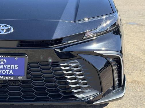 Black 2026 Toyota Camry SE