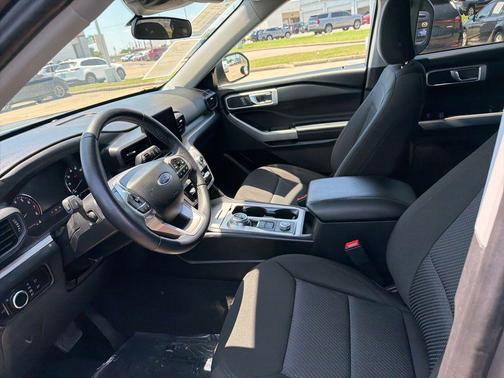 Carbonized Gray Metallic 2024 Ford Explorer XLT
