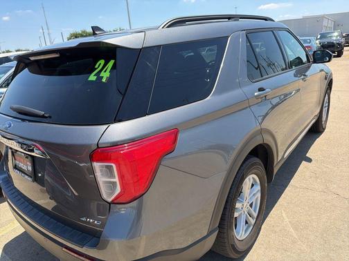 Carbonized Gray Metallic 2024 Ford Explorer XLT