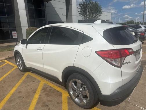 2021 Honda HR-V LX