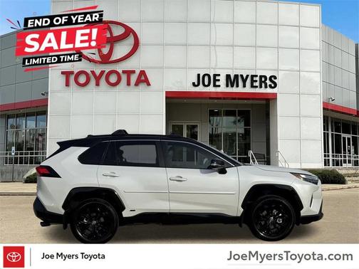 2025 Toyota RAV4 Hybrid SE