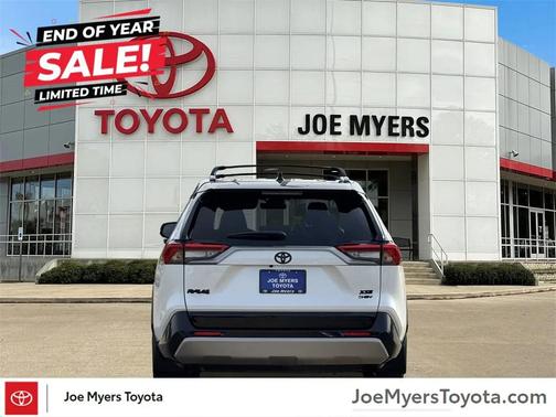 2025 Toyota RAV4 Hybrid SE