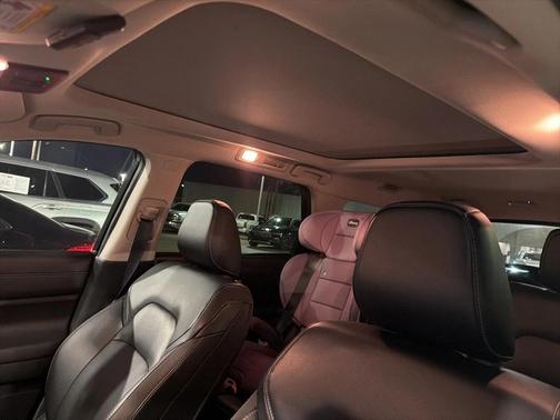 2024 Nissan Pathfinder SL FWD