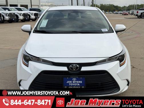 Ice Cap 2025 Toyota Corolla LE