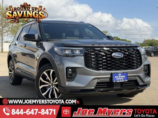 2025 Ford Explorer ST-Line