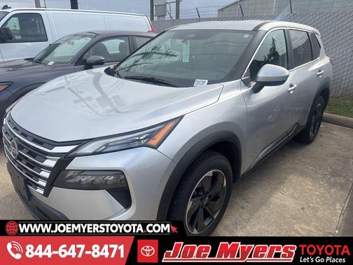 2025 Nissan Rogue SV