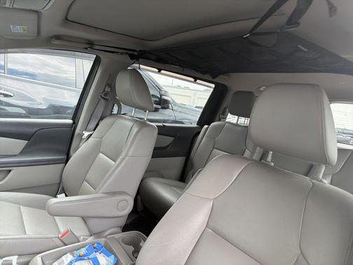 Modern Steel Metallic 2016 Honda Odyssey EX-L