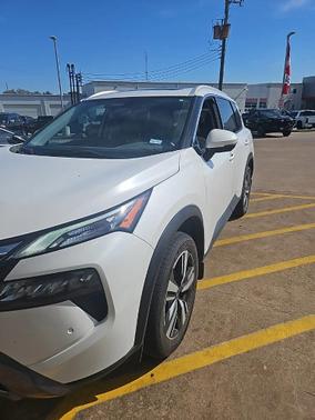 2024 Nissan Rogue SL