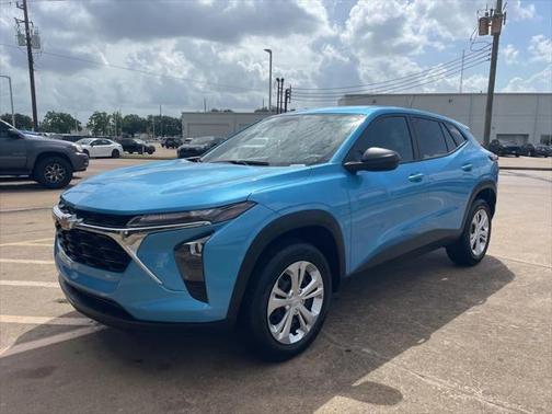 2025 Chevrolet Trax LS