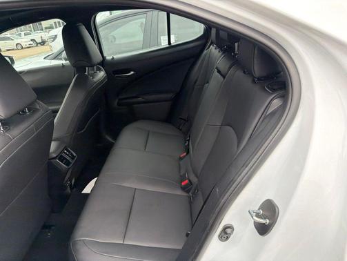 Ultra White 2023 Lexus UX 250h F Sport
