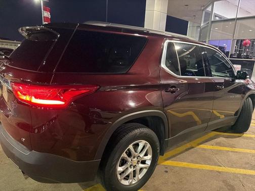 2020 Chevrolet Traverse LT Leather