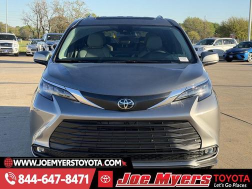 Heavy Metal 2026 Toyota Sienna XLE