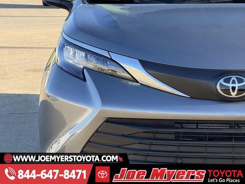 Heavy Metal 2026 Toyota Sienna XLE