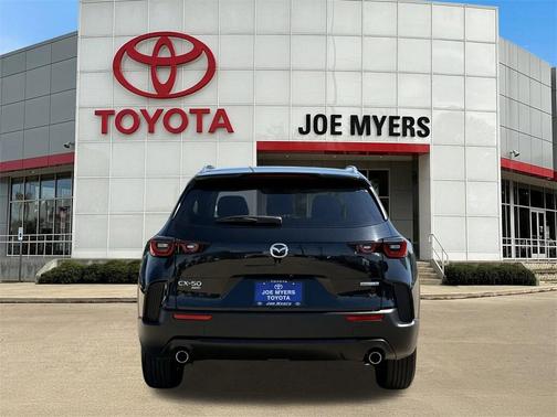 2024 Mazda CX-50 2.5 S Preferred Package