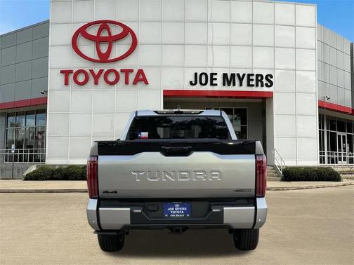 2026 Toyota Tundra Hybrid Platinum
