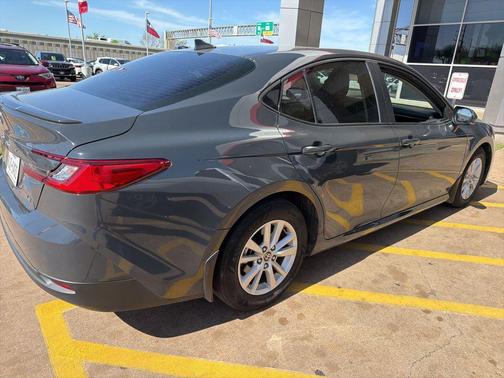 Underground 2025 Toyota Camry LE