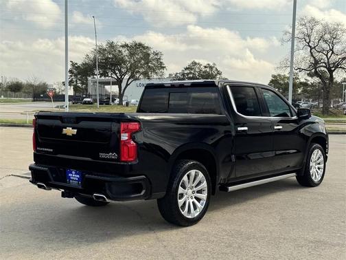 2022 Chevrolet Silverado 1500 High Country