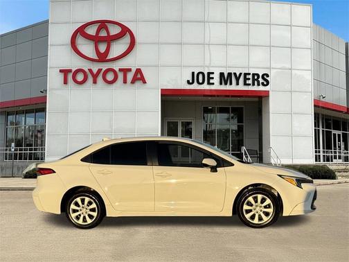 2024 Toyota Corolla Hybrid LE