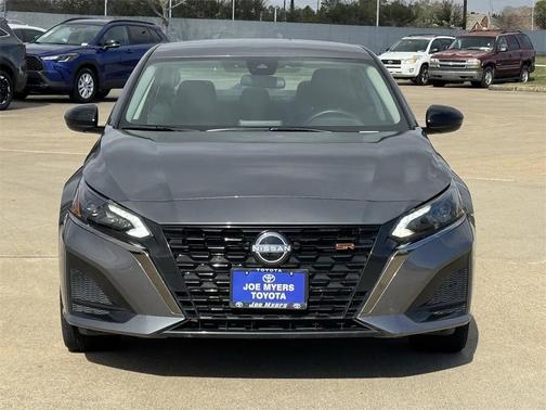 2025 Nissan Altima SR FWD